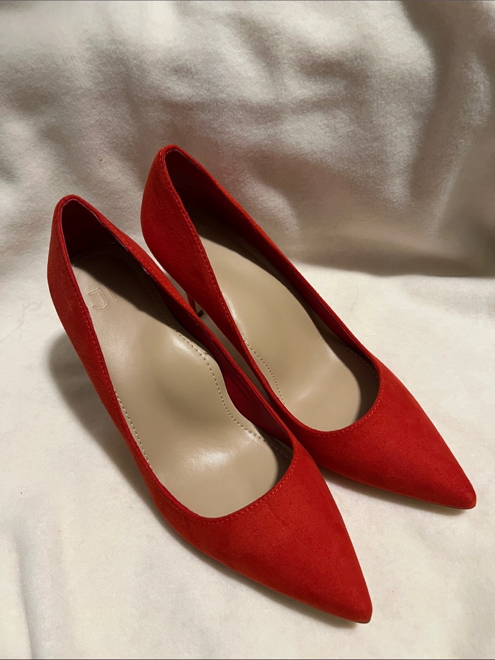 JustFab Khloy Classic Red Heels Size 9 NWOT